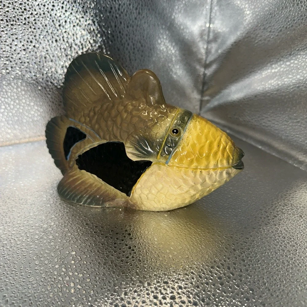 Vibrant Yellow and Black tropical Fish Aquarium Decor